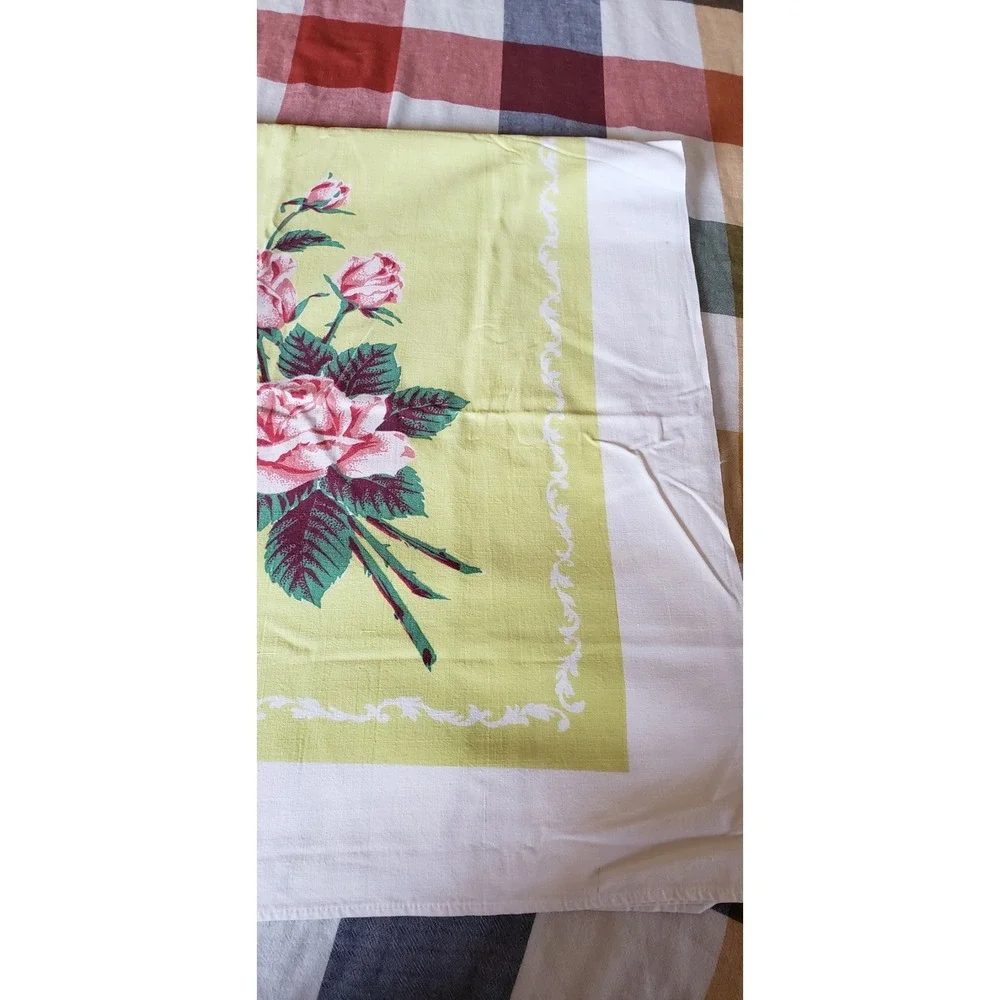 Vintage Pink Rose Floral Linen Napkin Yellow White Border Cottagecore 16x16